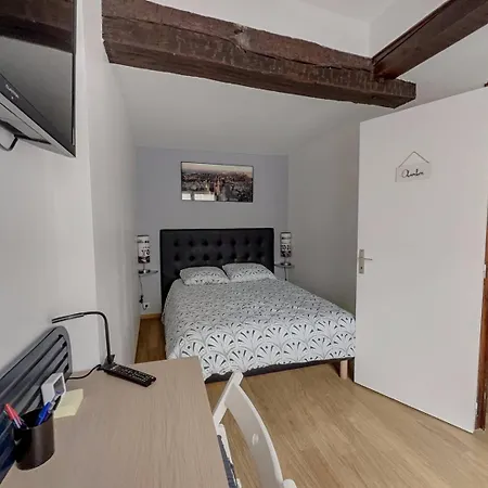 Avec Terrasse Privative En Coeur De Reims